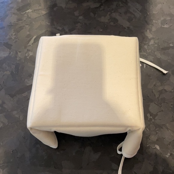 Thun Bread Basket - Picture 3 of 4